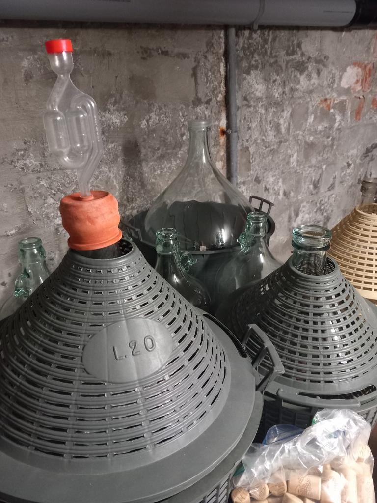 Zelf wijn maken, Hobby en Vrije tijd, Overige Hobby en Vrije tijd, Ophalen