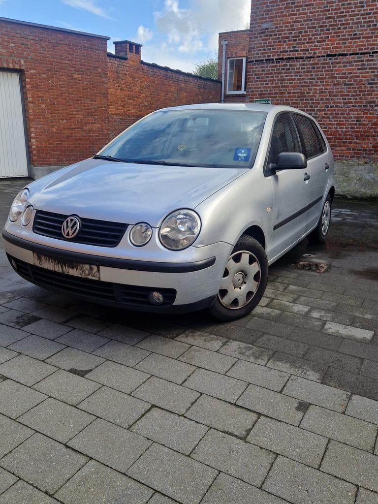 Volkswagen polo 1.4 benzine euro4 automaat gekeurd voor vkk, Automaat, Stof, Zwart, 5 zetels