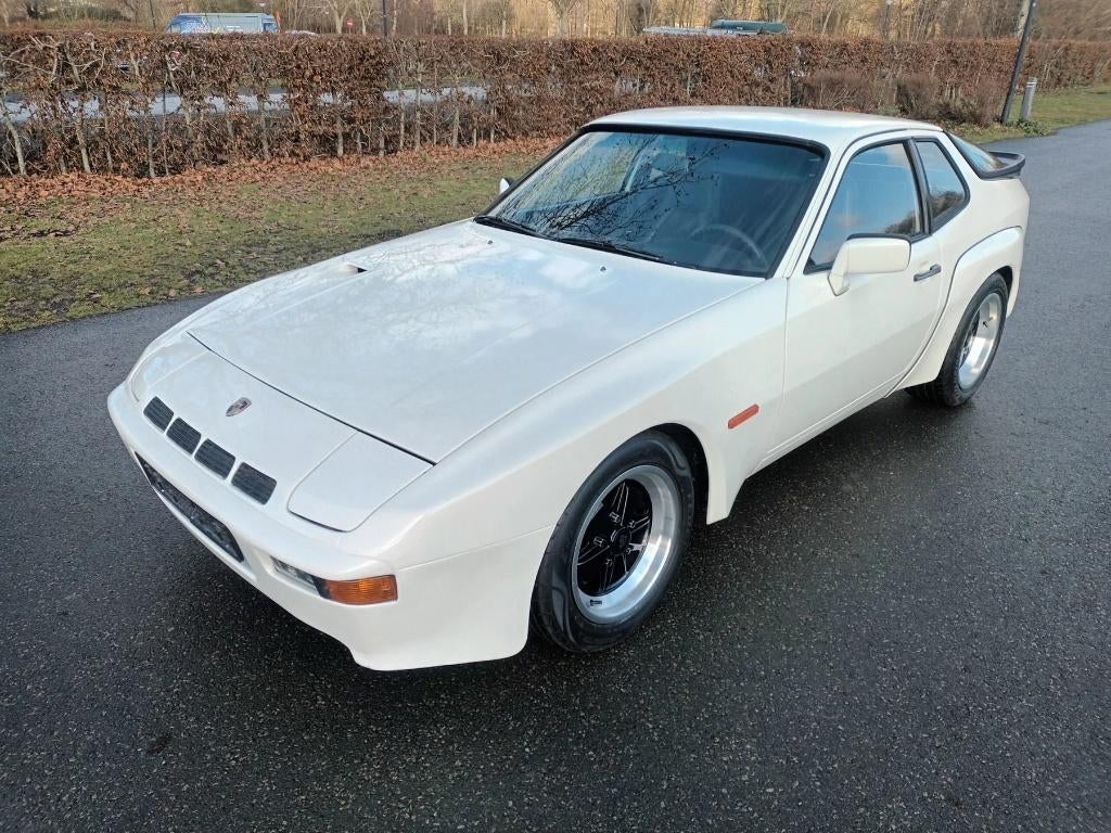 Porsche 924 Turbo (Carrera GT replica), Auto's, Achterwielaandrijving, Zwart, 4 cilinders, Leder en Stof
