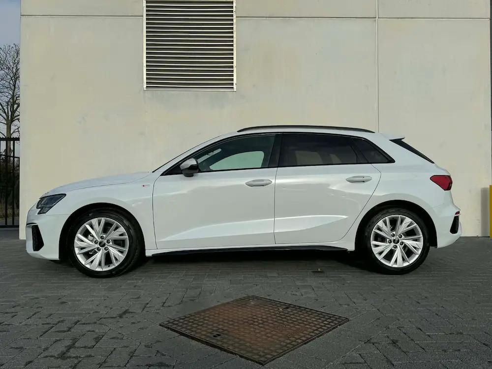 Audi A3 SPORTBACK 1.0TSI 110PK WIT S-LINE (automatique), https://public.car-pass.be/vhr/f9b22cda-f8d9-4879-9b93-c5c64da47e57, Achat