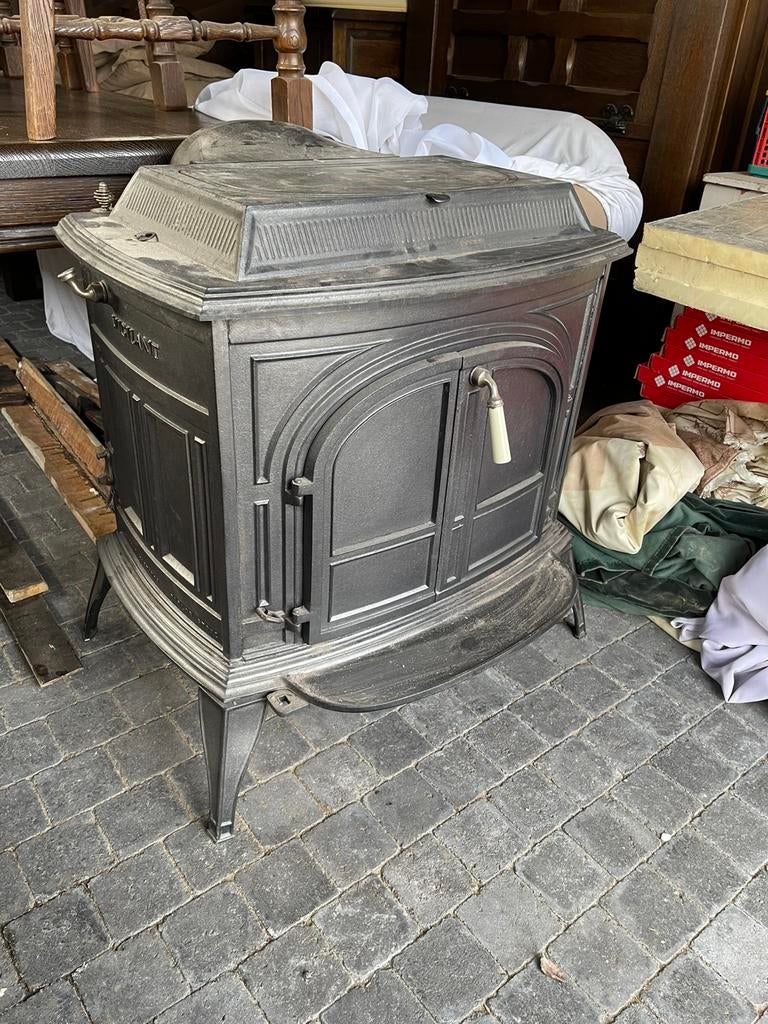 Vigilant hout/kolenkachel, Ophalen, Zo goed als nieuw, Hout, Kolenkachel