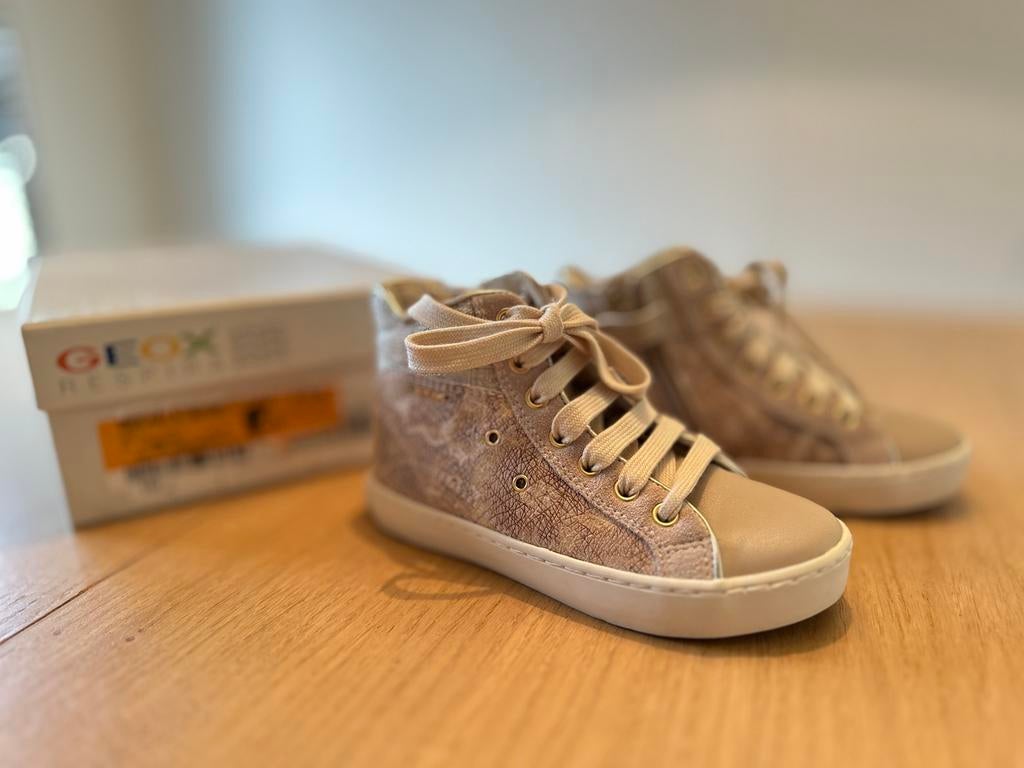 Nieuwe meisjeschoenenaat 27 Geox, Ophalen, Meisje, Schoenen, Nieuw