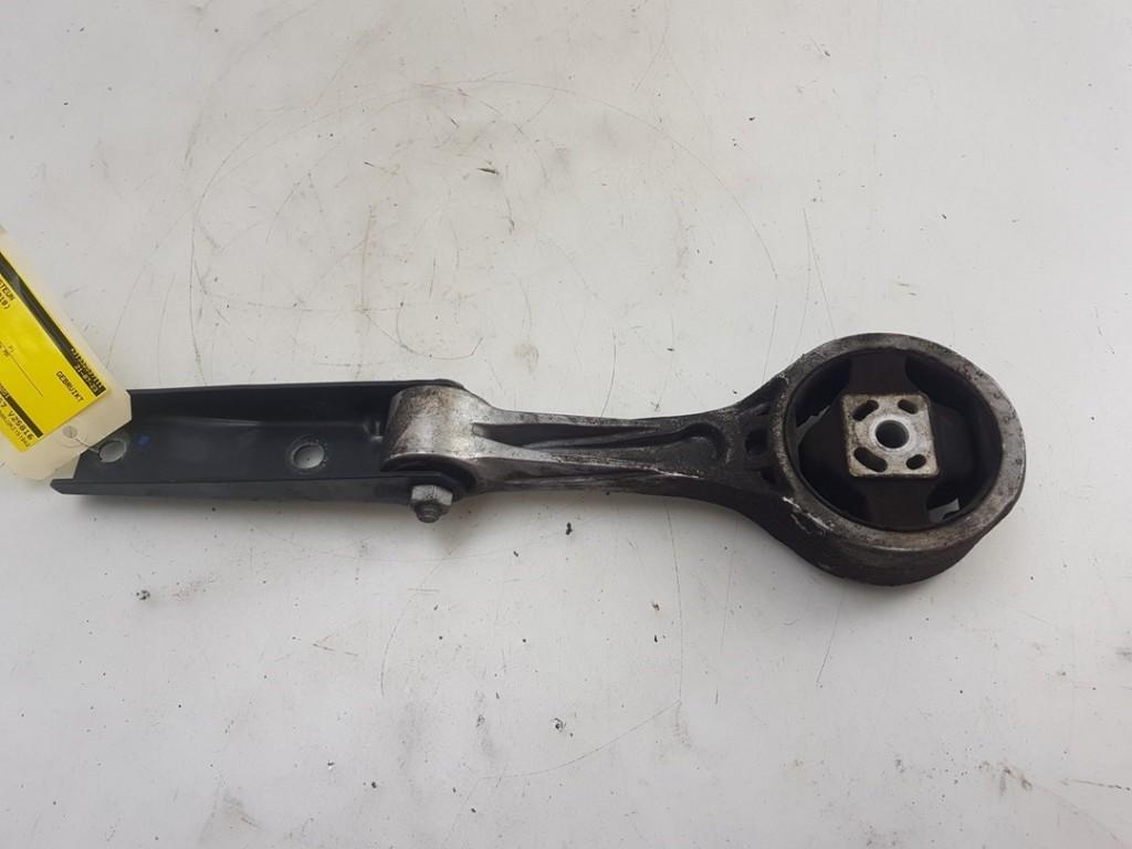 SUPPORT BOITE DE VITESSES Skoda Fabia III Combi (NJ5), Autos : Pièces & Accessoires, Suspension & Châssis, Skoda, Utilisé