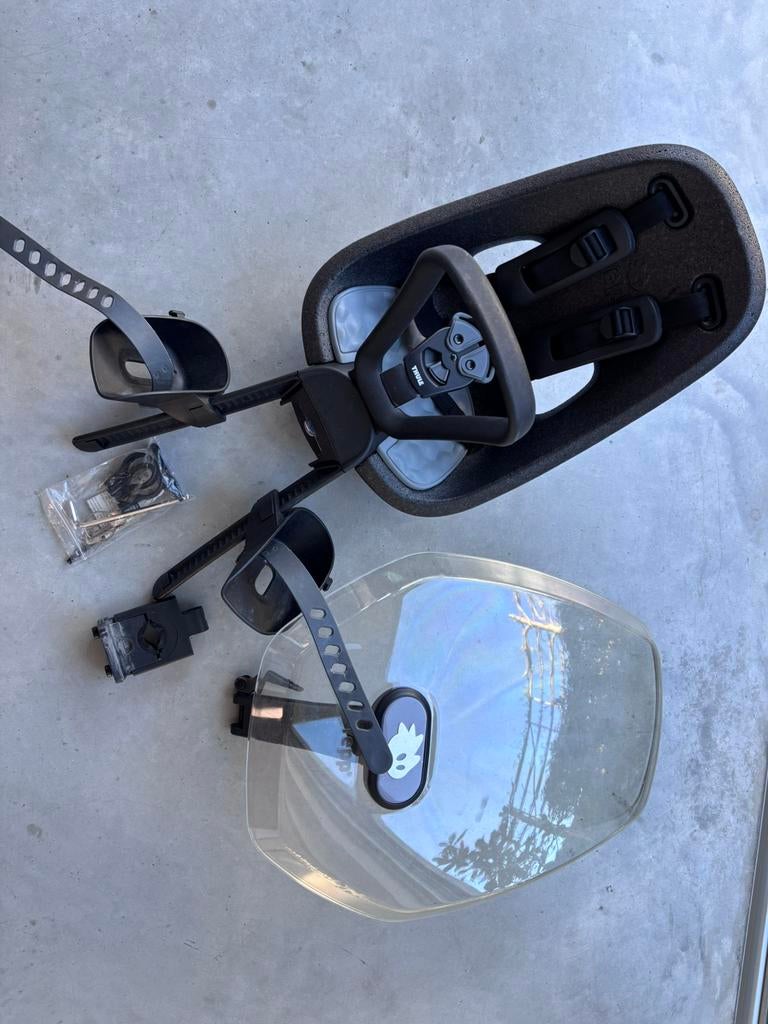 Fietsstoel vooraan met windscherm, Fietsen en Brommers, Fietsaccessoires | Fietsstoeltjes, Ophalen, Voorzitje, 0 t/m 13 kg, Gebruikt