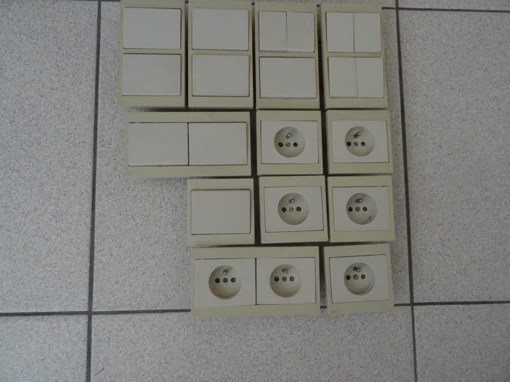 Nico schakelmateriaal, Ophalen, Gebruikt