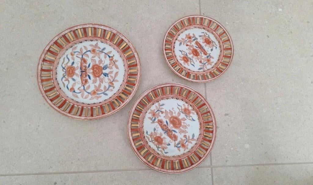 3 Japanse Chinese porseleinen borden?, Antiek en Kunst, Ophalen of Verzenden