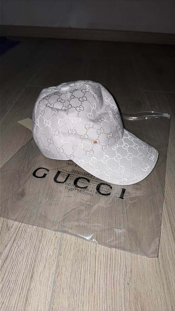 Casquette Gucci Blanche, Vêtements | Hommes, Chapeaux & Casquettes, Enlèvement ou Envoi, Neuf, 57 cm (M, 7⅛ pouces) ou moins, Casquette