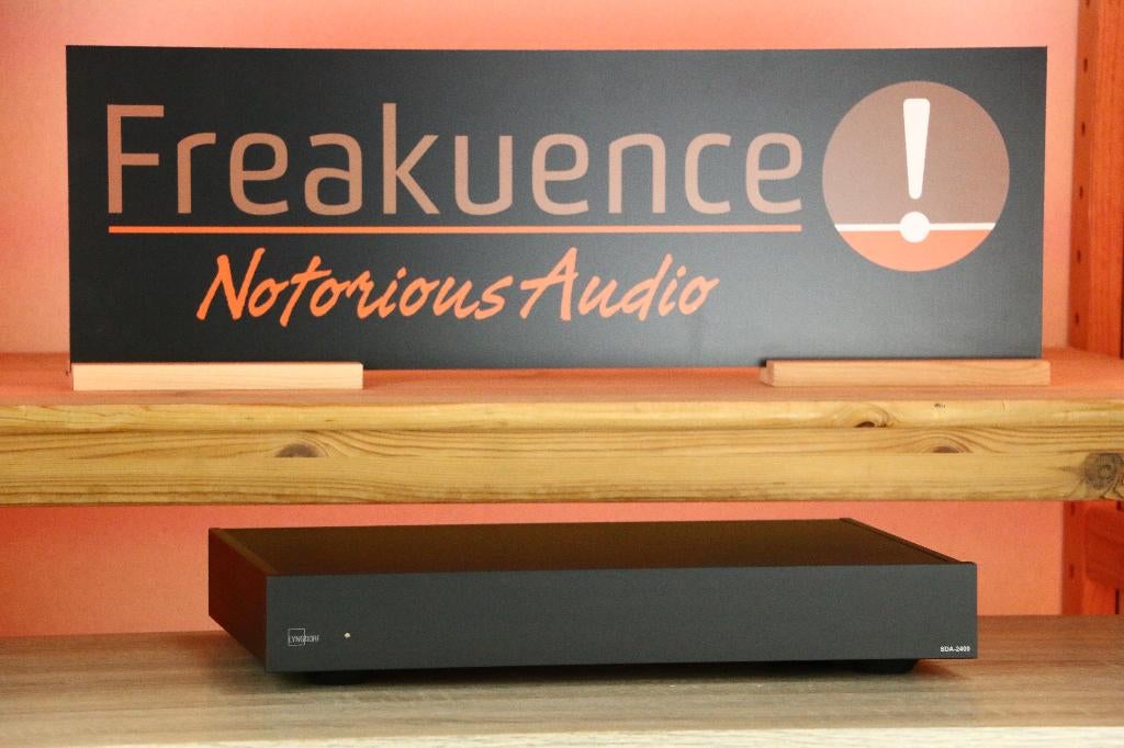 Lyngdorf SDA-2400 / SDA 2400 TRADE.INRUIL *Demo unit* Got 2!, Enlèvement ou Envoi, Comme neuf, Stéréo, Autres marques