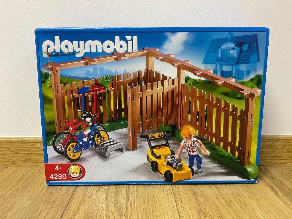 Playmobil 4280 Opbergplaats fietsen en grasmaaier, Kinderen en Baby's, Ophalen, Zo goed als nieuw, Complete set