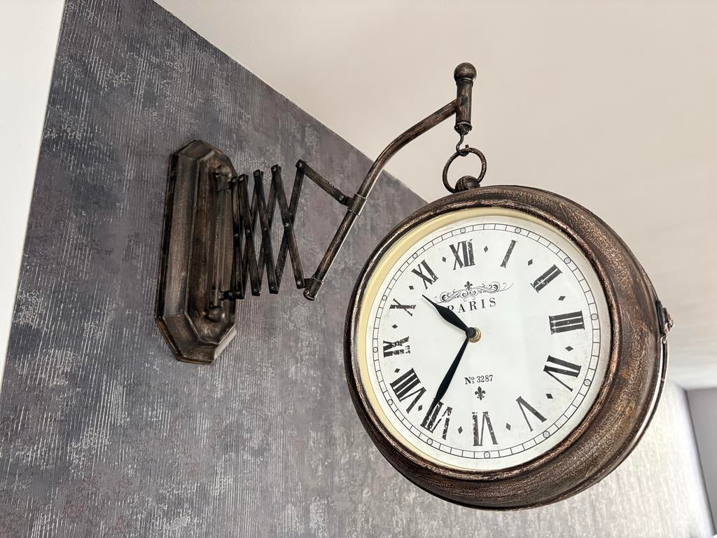 Horloge - muur, uittrekbaar, metallic bruin 59x12x46cm, Antiquités & Art, Envoi