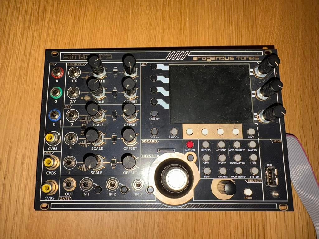 Erogenous tones structure - visual synth, Ophalen, Zo goed als nieuw