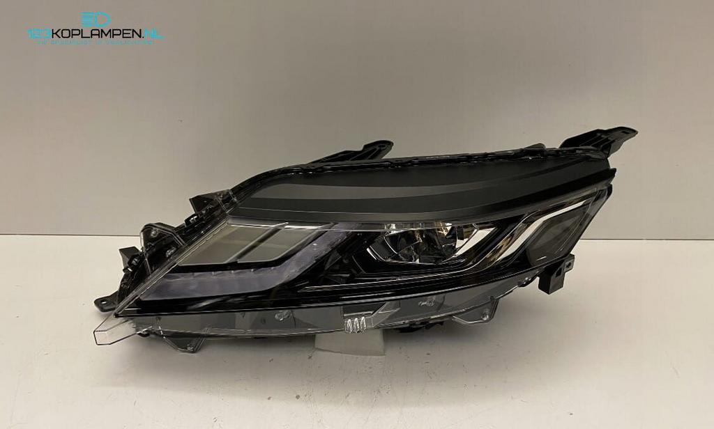 Mitsubishi L200 Full Led koplamp links, Gebruikt, -, -, Ophalen of Verzenden
