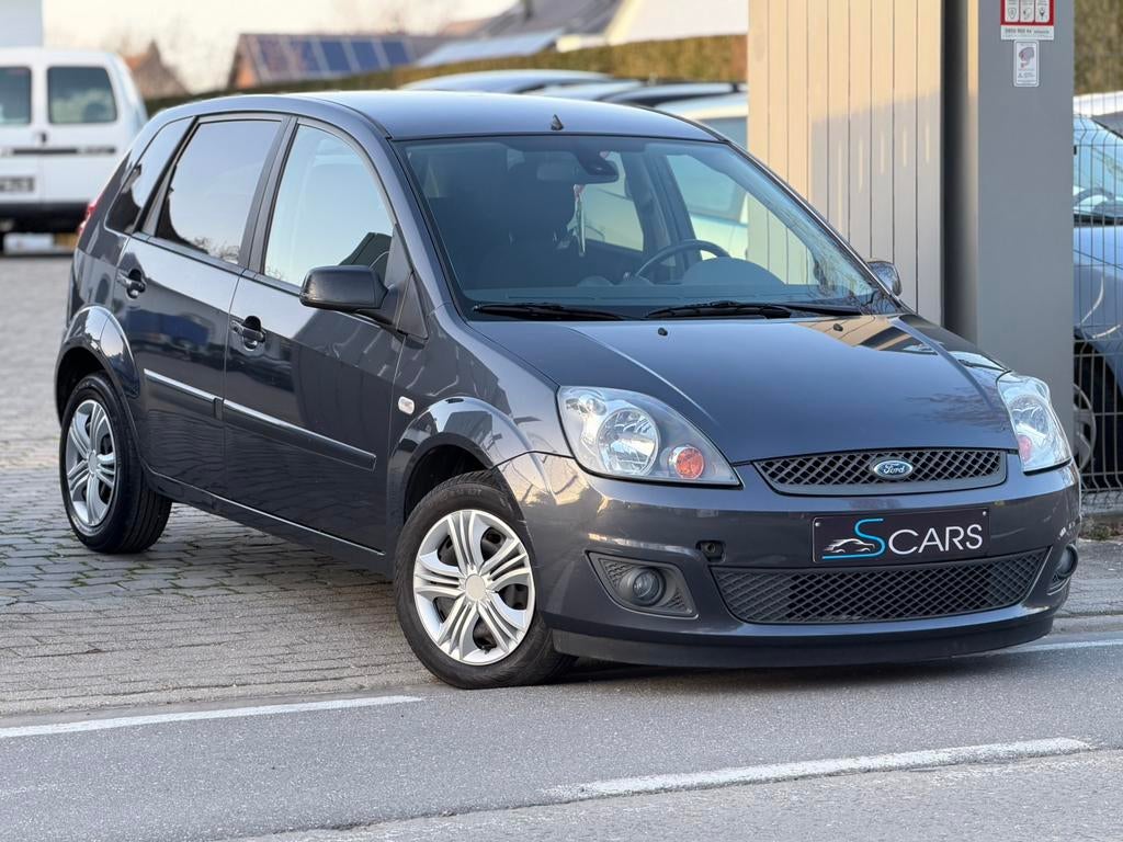 Ford fiesta 1.4i ** 097.000 km ** Automaat ** Airco **, Auto's, Ford, Bedrijf, Te koop, Fiësta, ABS, Airbags, Airconditioning