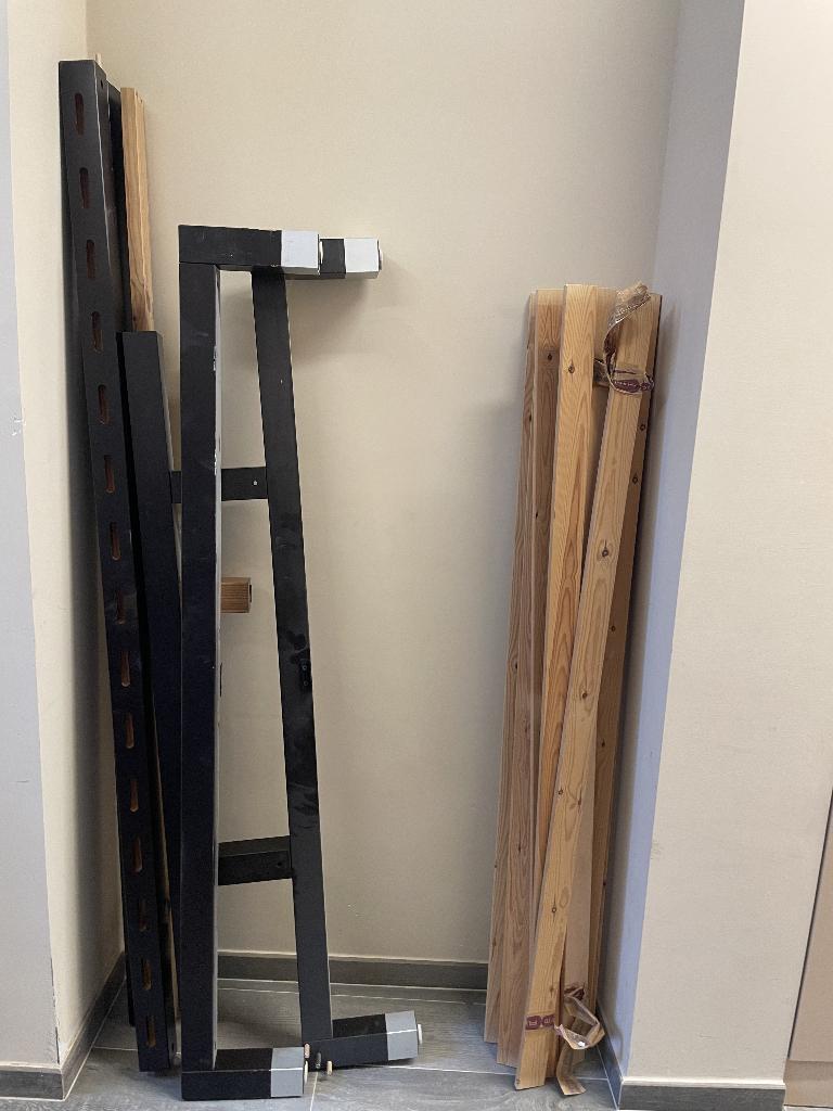 Lit Ikea bois massif, Maison & Meubles, Enlèvement, Utilisé, 200 cm, Bois