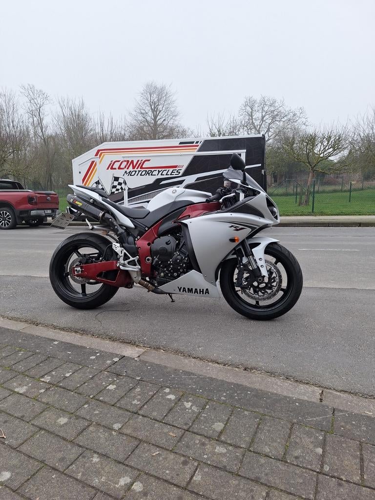 YAMAHA YZF 1000 R1 CP4 Crossplane, Motos, Enlèvement