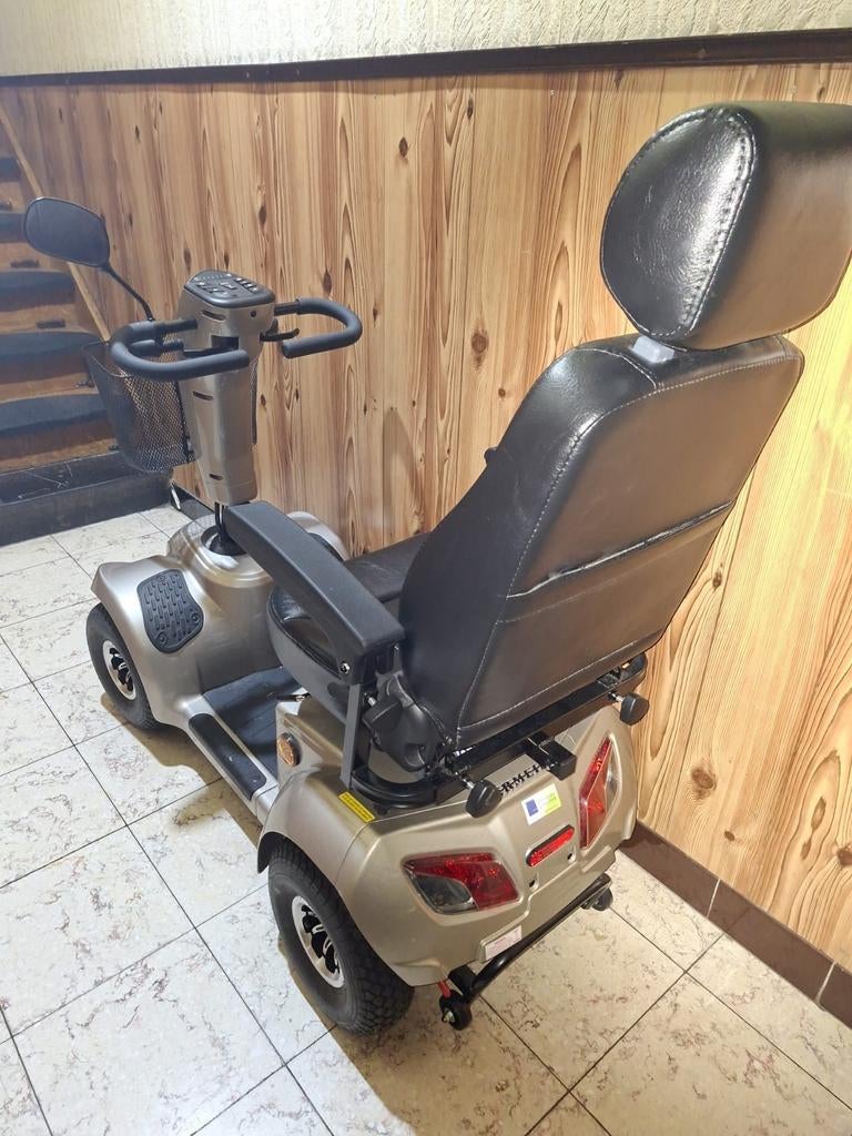 Scooters électrique, Vélos & Vélomoteurs