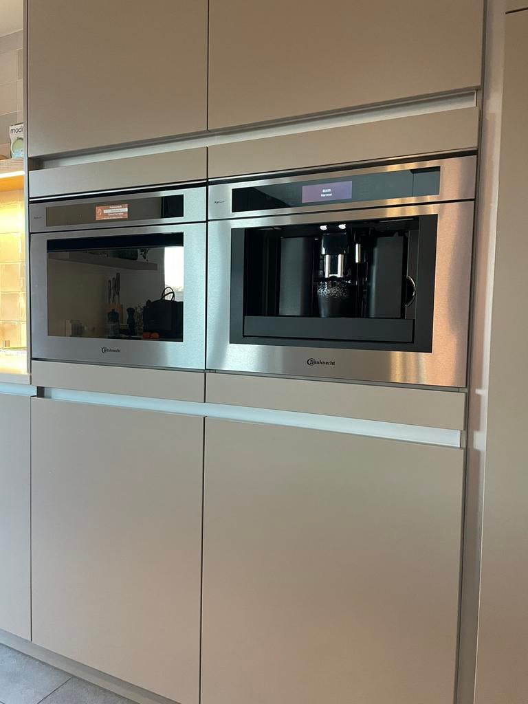 Combi oven en koffiemachine, Ophalen, Zo goed als nieuw