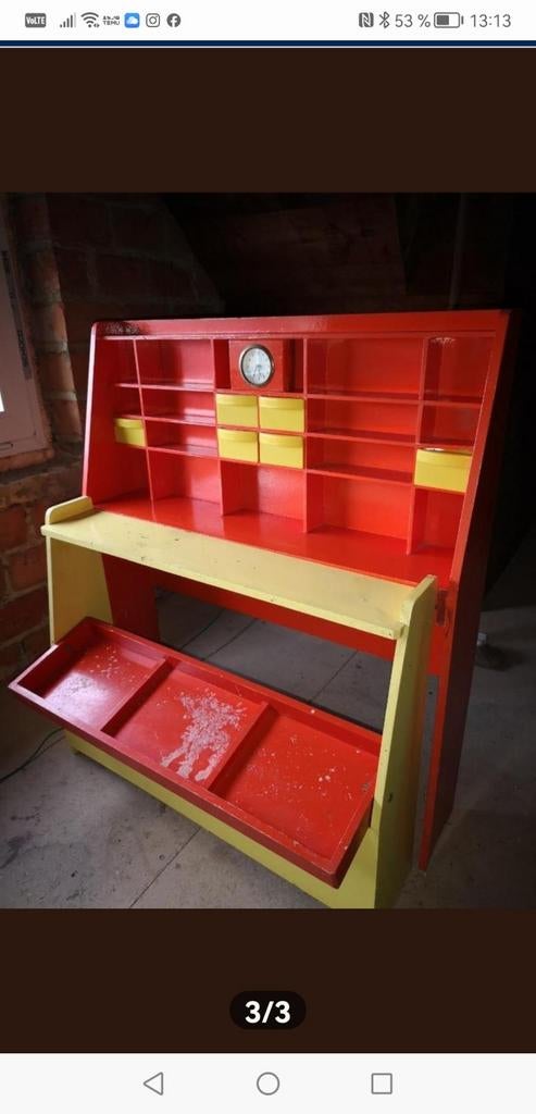 Magasin vintage, Enlèvement, Bois