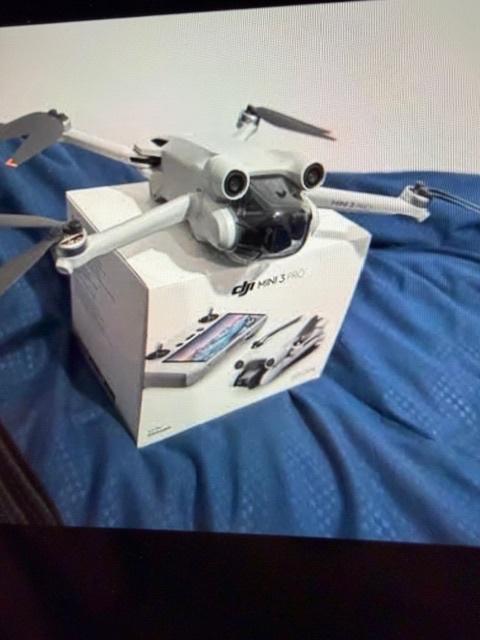 DJI Mini 3 Pro Fly More Combo    Bijna geen vlieguren, Audio, Tv en Foto, Drones, Ophalen of Verzenden, Zo goed als nieuw, DJI