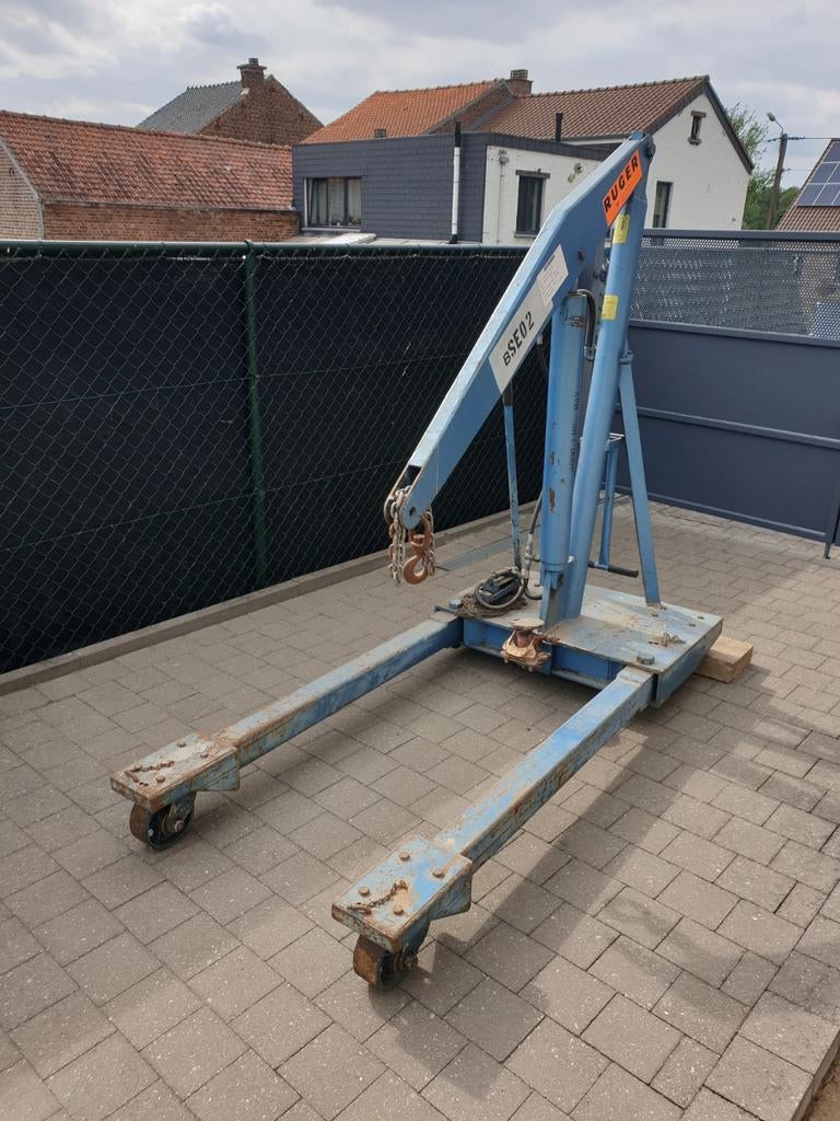 Werkplaatskraan 1.8T, Enlèvement