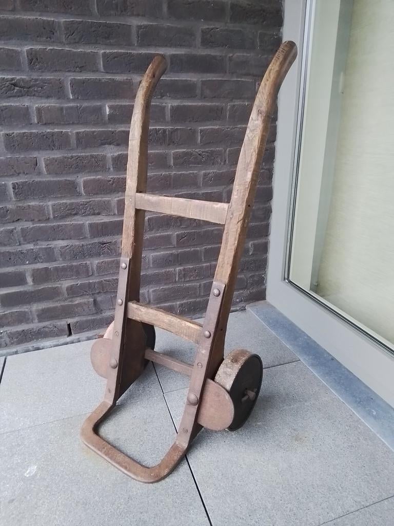 ZEER MOOIE ANTIEKE DOKWERKERS STEEKKAR VAN ROND 1900, Enlèvement