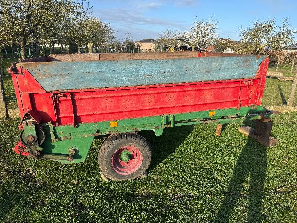 Mestkar in goede staat te koop, Articles professionnels, Agriculture | Outils, Enlèvement, Cultures, Protection des cultures et Fertilisation