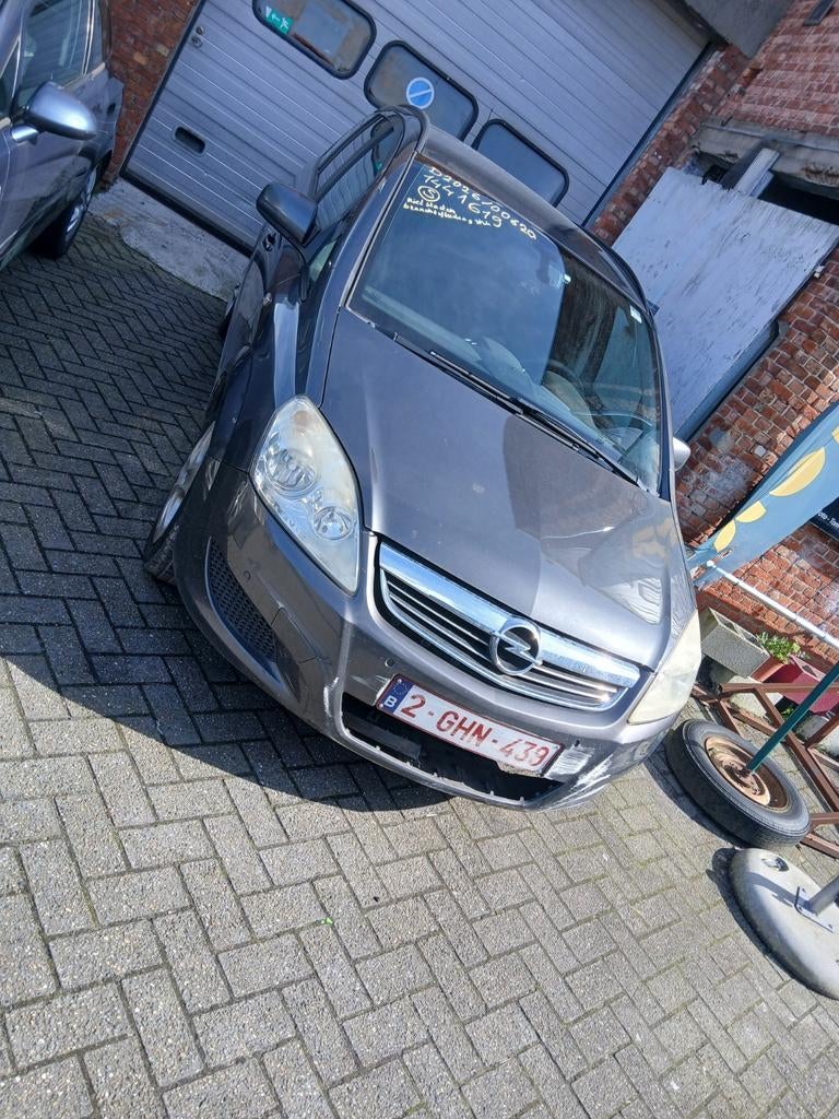Opel Zafira pour l'exportation, Autos, Euro 5, Achat, Zafira, Particulier