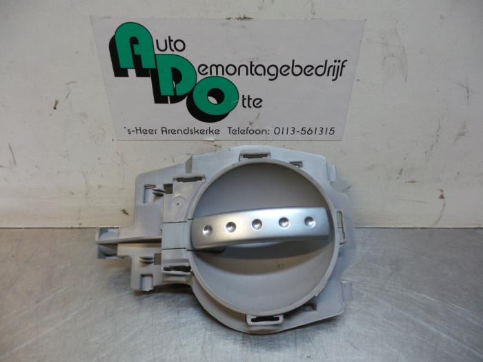 Poignée portière 4portes avant gauche d'un Citroen C3 (C3, Autos : Pièces & Accessoires, -, 3 mois de garantie, Utilisé, -
