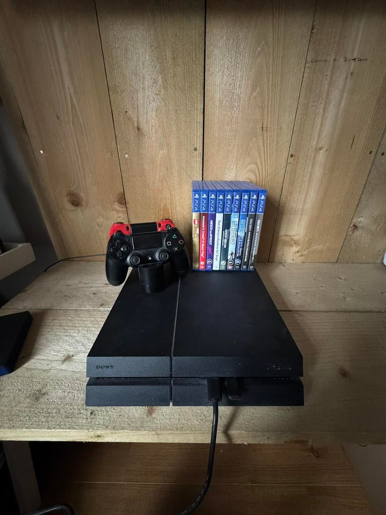 PlayStation 4 + 2 controllers inc. oplaadstation + 9 games, Enlèvement, Utilisé, Avec 2 manettes, Avec jeux