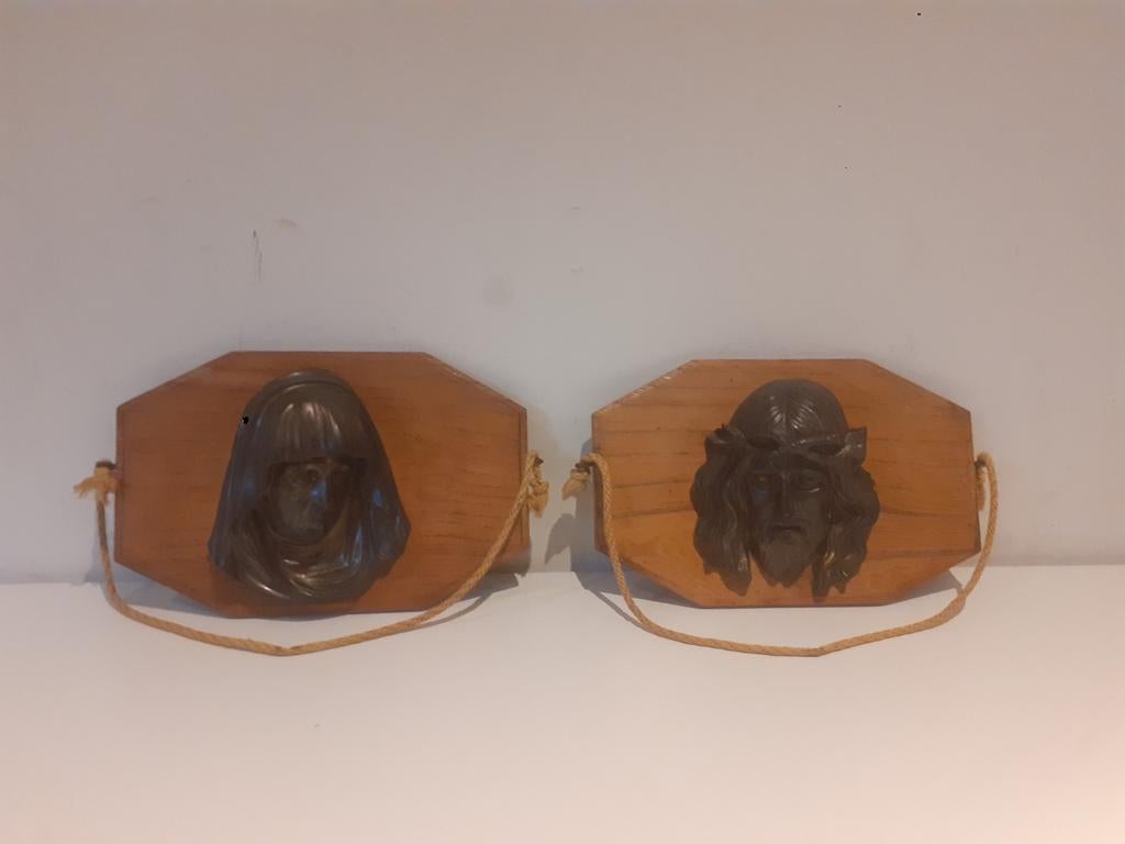 Religieuze beelden op plankje, Antiek en Kunst, Antiek | Religieuze voorwerpen, Ophalen