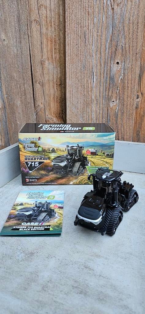 Farming Simulator 25 Case IH 715 Quadtrac 1:64, Hobby en Vrije tijd, Modelauto's | 1:32, Ophalen of Verzenden, Nieuw, Tractor of Landbouw