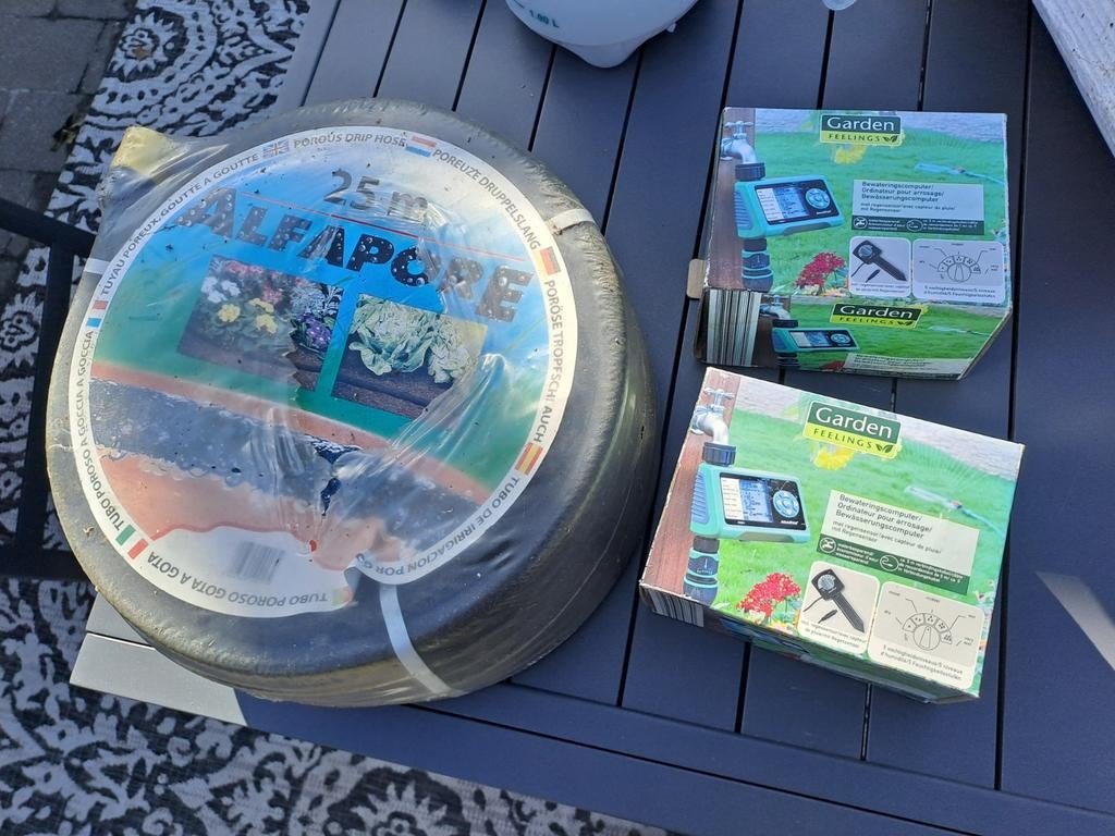 2x bewateringscomputer+ poreuze druppelslang 25 meter, Tuin en Terras, Ophalen, Nieuw