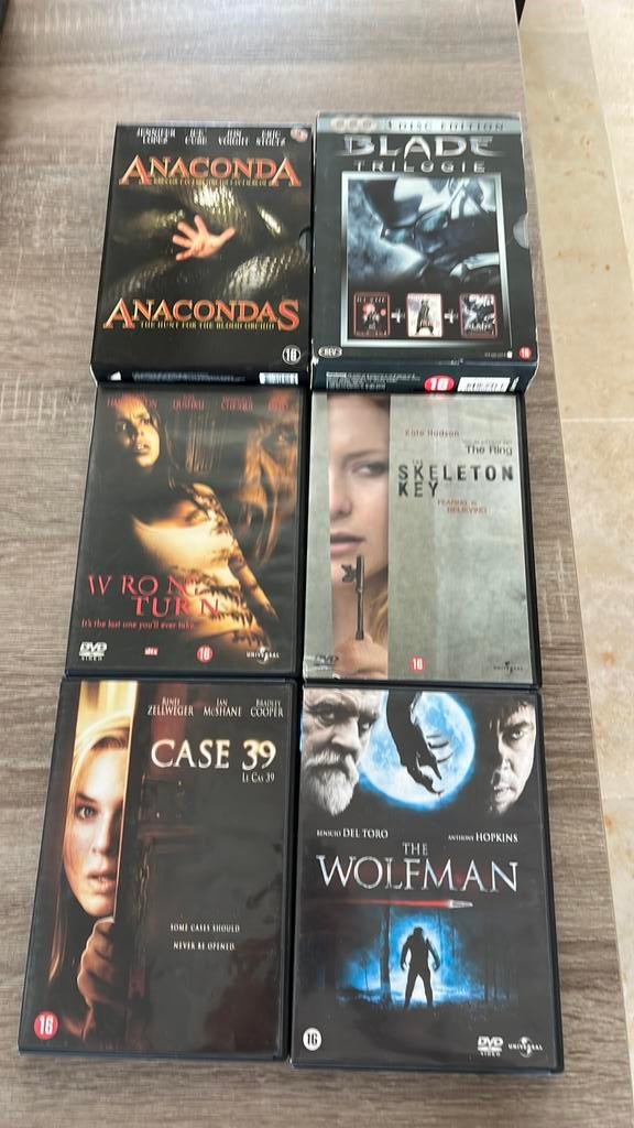 Dvds horror , triller mogen weg voor een prijsje, Vanaf 16 jaar, Boxset, Zo goed als nieuw, Ophalen