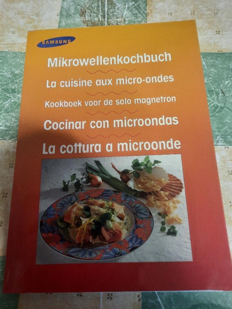 kookboek voor de solo magnetron, Boeken, Ophalen of Verzenden
