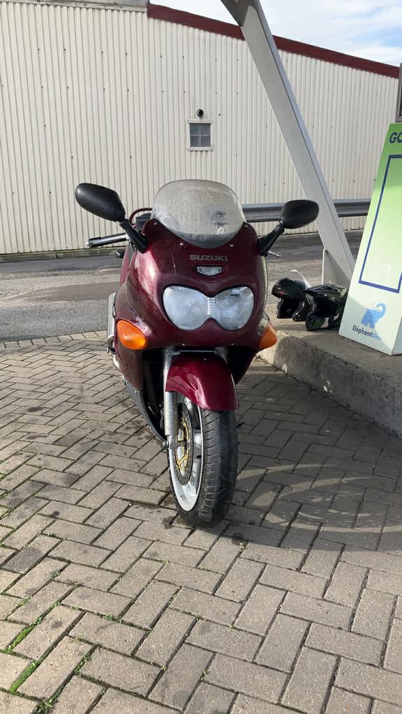 Gsxf 750, Vélos & Vélomoteurs, Enlèvement, Comme neuf