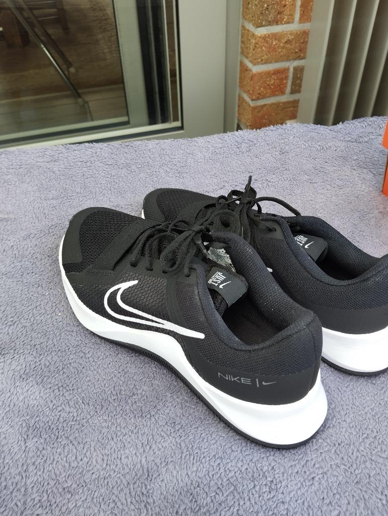 Splinternieuwe sportschoenen.   (Nike), Maat 38/40 (M), Zwart, Overige typen, Nike
