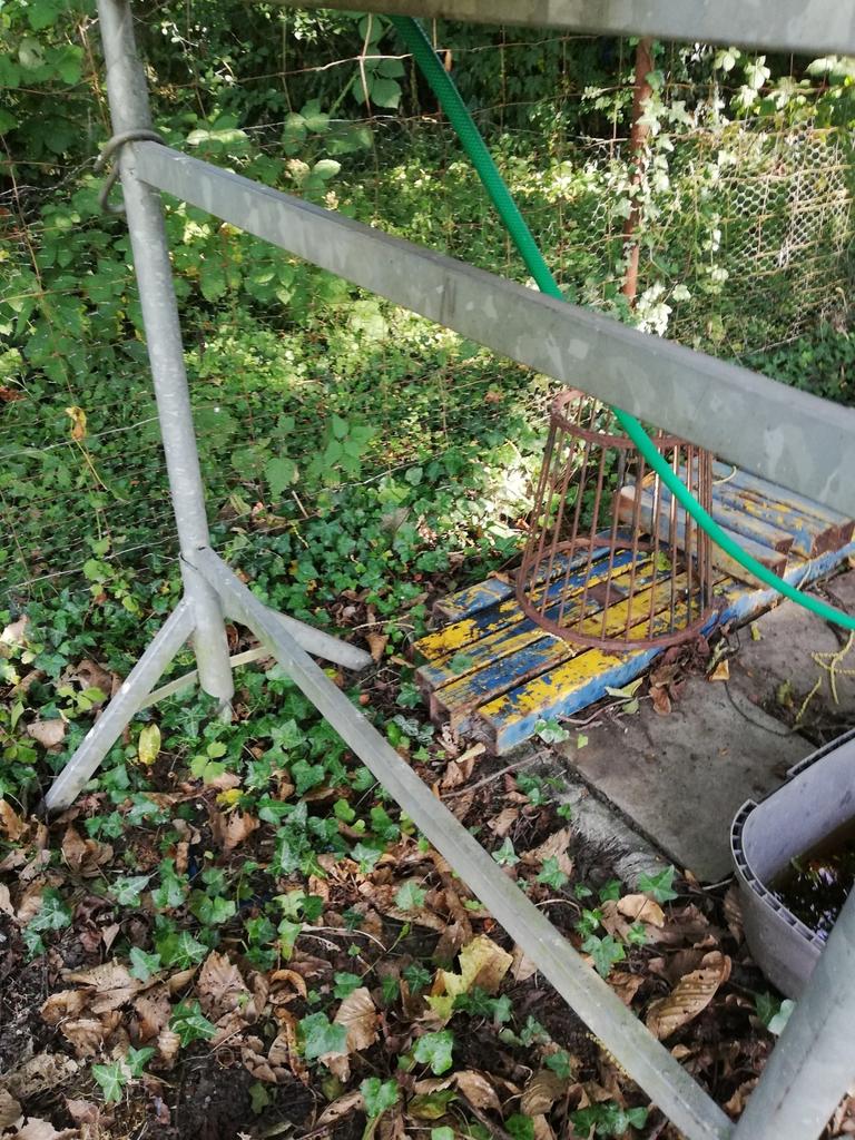 Tréteaux galvanisé 2 pieces, Bricolage & Construction, Enlèvement ou Envoi, Comme neuf