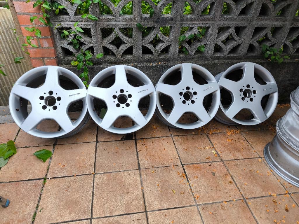 Prachtige originele AMG Mercedes ML ET52 9x18 velgen, Auto-onderdelen, Banden en Velgen, Ophalen, 18 inch, Velg(en)
