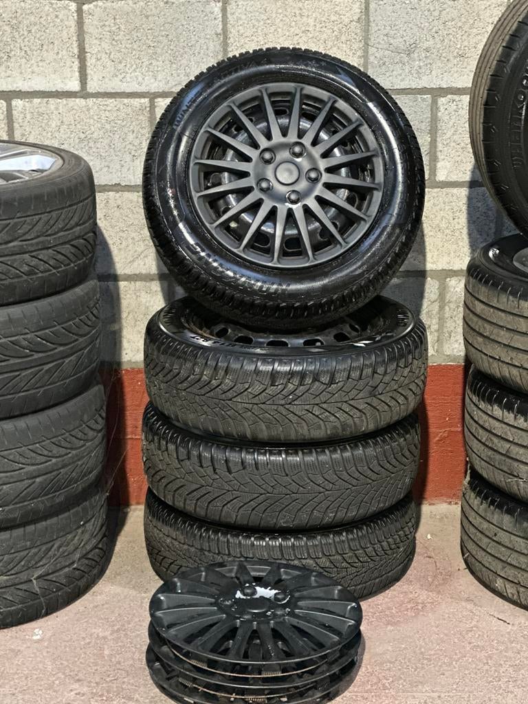 Set 14 inch 4X100 velgen met nagenoeg nieuwe winterbanden, Ophalen, 14 inch, 175 mm, Banden en Velgen