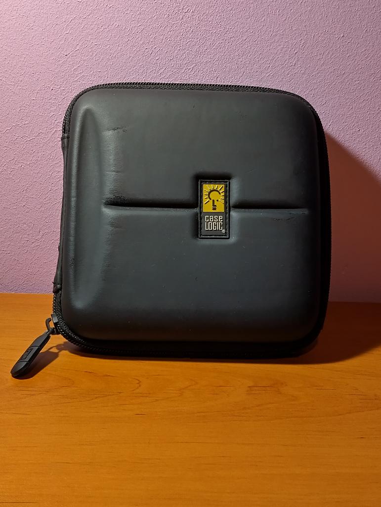 Rangement CD CaseLogic 24 cd, Enlèvement, Utilisé, CD, Moins de 25 disques