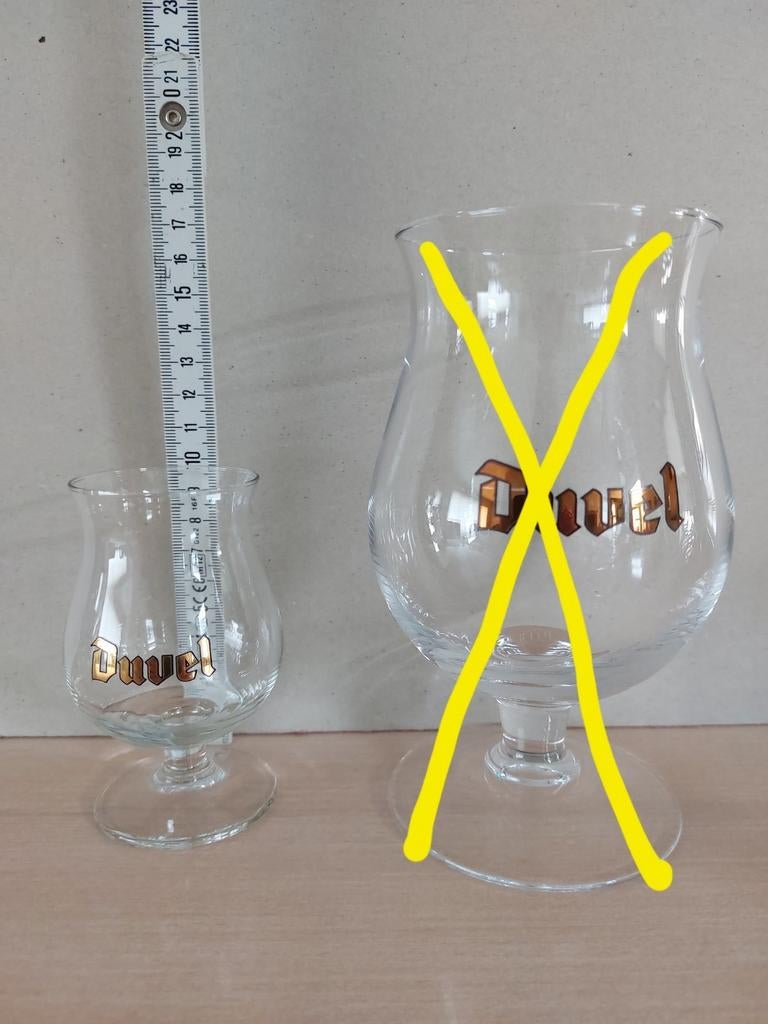 Duvel mini , mini glas 9,5 cm., Verzamelen, Ophalen of Verzenden, Zo goed als nieuw, Bierglas