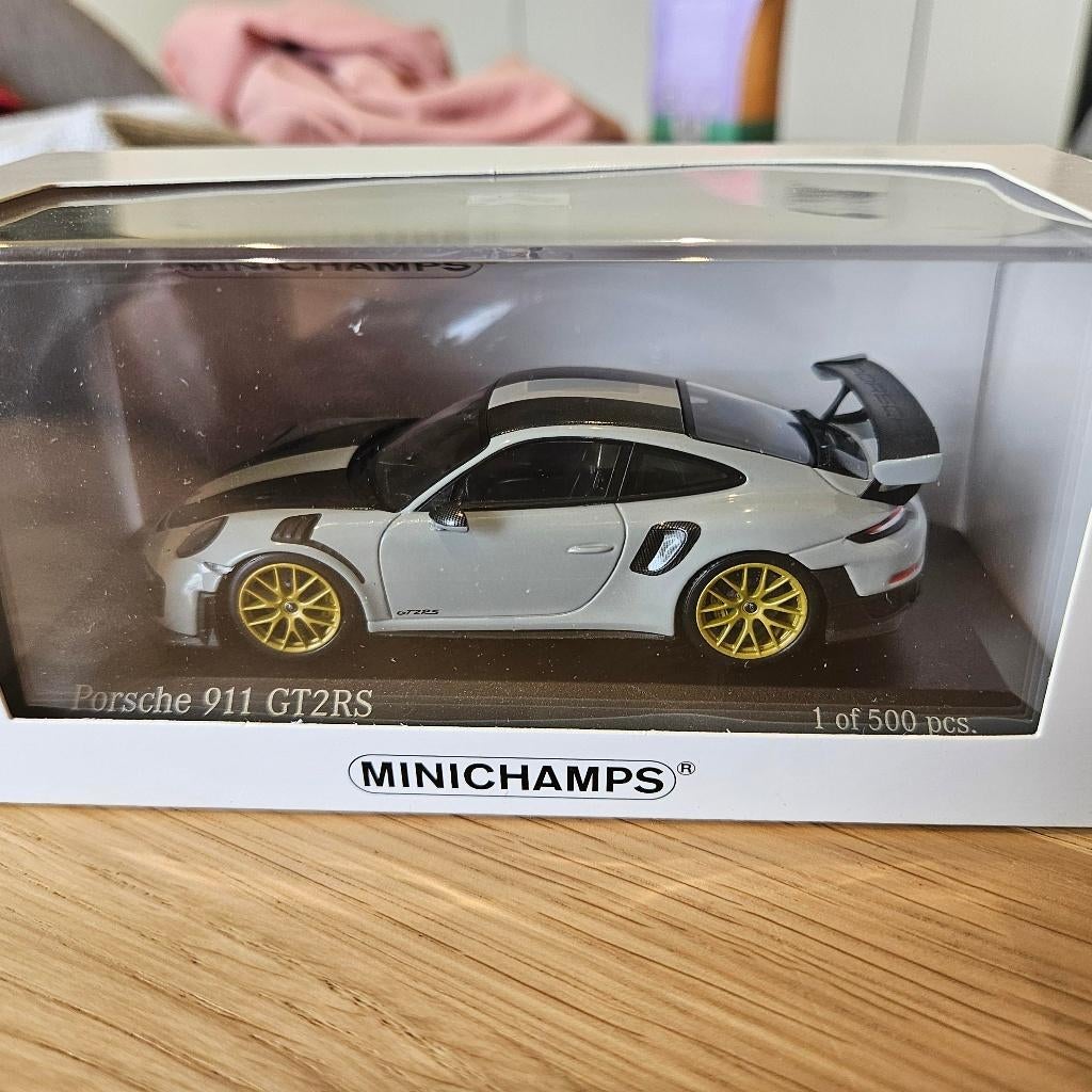 Minichamps Porsche 911 GT2 RS (991,2) chalk /gold 2018, Ophalen of Verzenden, Nieuw, Auto, MiniChamps