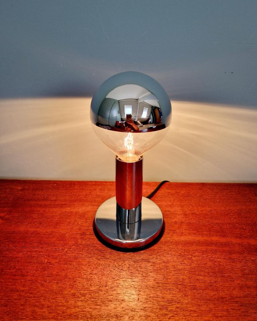 Lampe de table Space Age en métal chromé, années 70, Antiquités & Art, Enlèvement ou Envoi