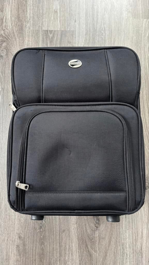 Handbagage koffer met laptop compartiment, Handtassen en Accessoires, Tassen | Reistassen en Weekendtassen, Ophalen, Zo goed als nieuw