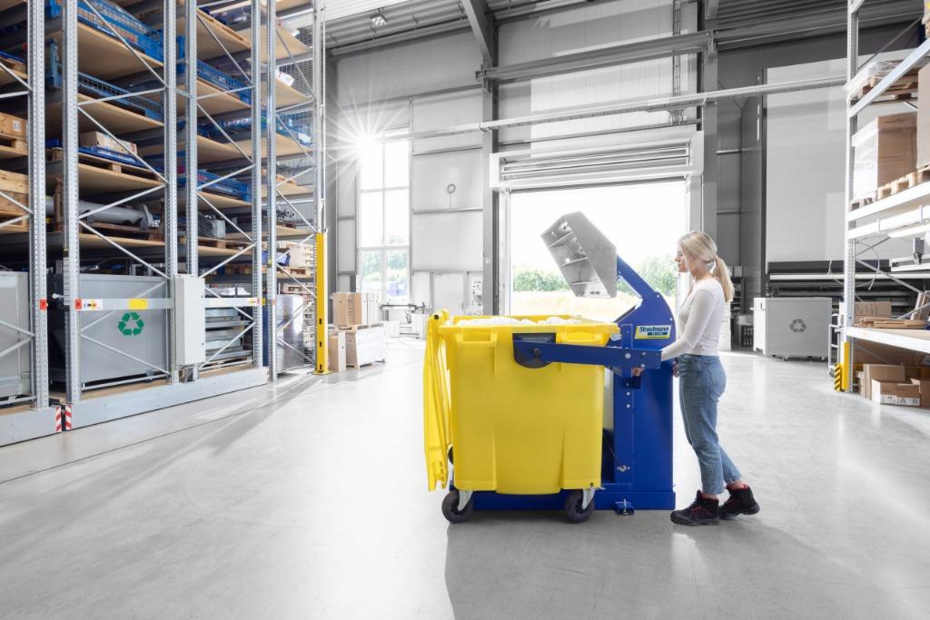 Strautmann Umwelt Rolcontainerpers RC660-770-1100, Ophalen