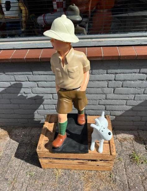 Statue de Tintin dans la jungle du Congo, Enlèvement, Comme neuf, Humain