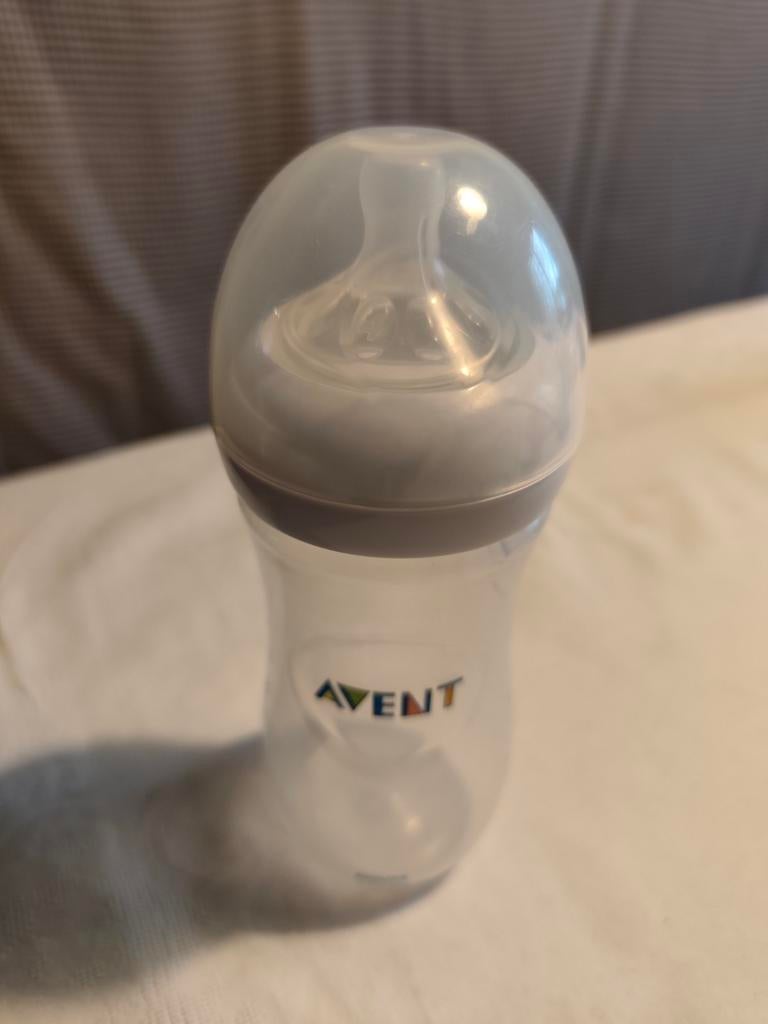 Philips Avent fles (330 mL), Ophalen of Verzenden, Gebruikt, Flessen- of potjesverwarmer