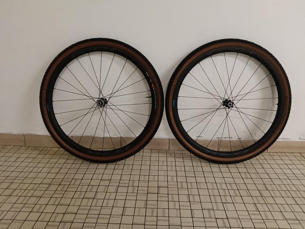 Shimano grx gravel Carbon wielset, Fietsen en Brommers, Fietsonderdelen, Ophalen