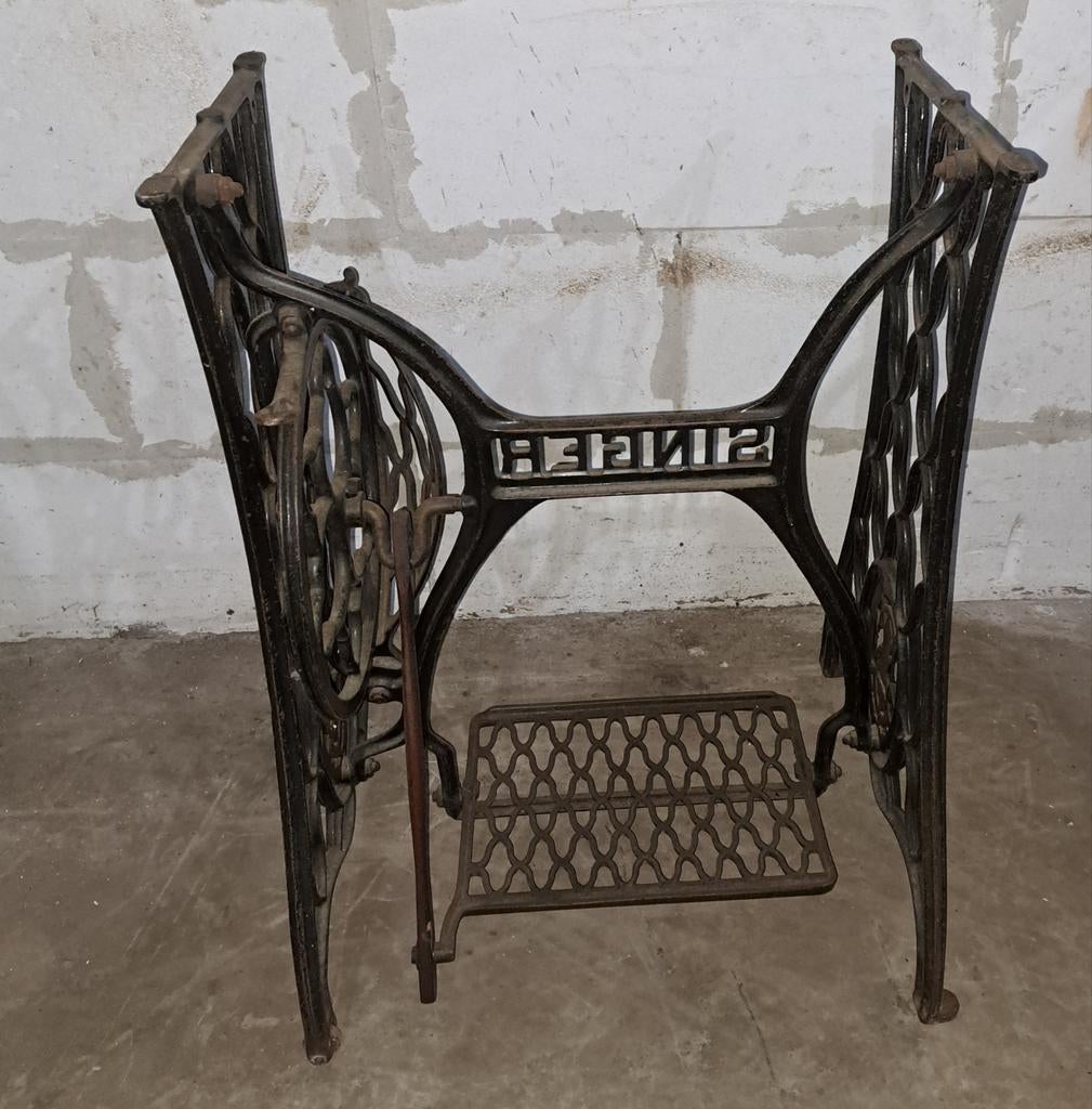 Naaimachine onderstel singer decoratie, Enlèvement ou Envoi