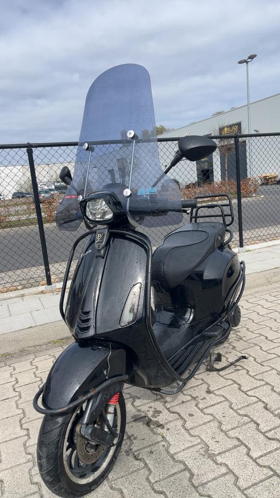 Vespa Sprint S - euro 5 - iget - zeer weinig km !!’, Ophalen, Zo goed als nieuw